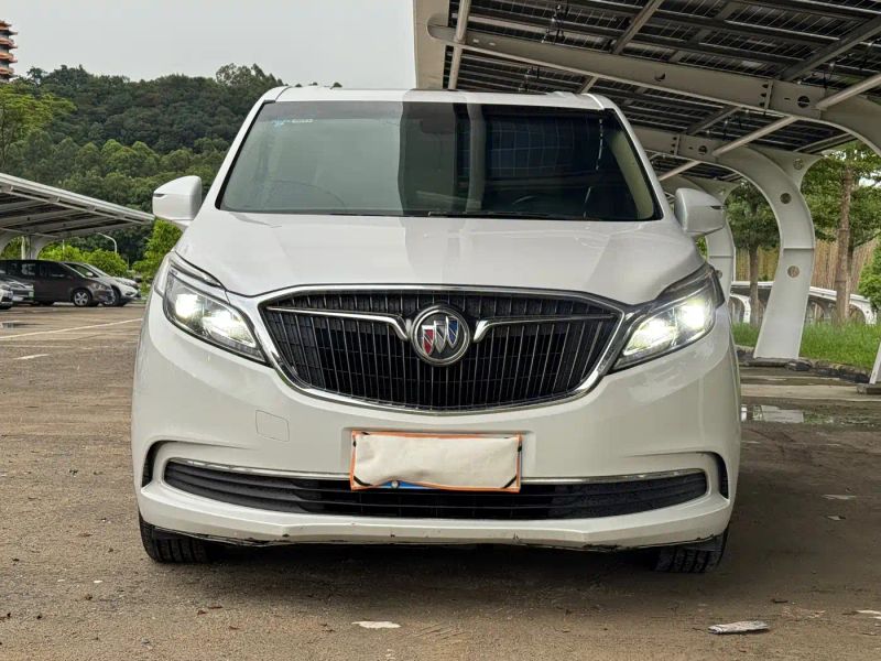 Buick Gl8