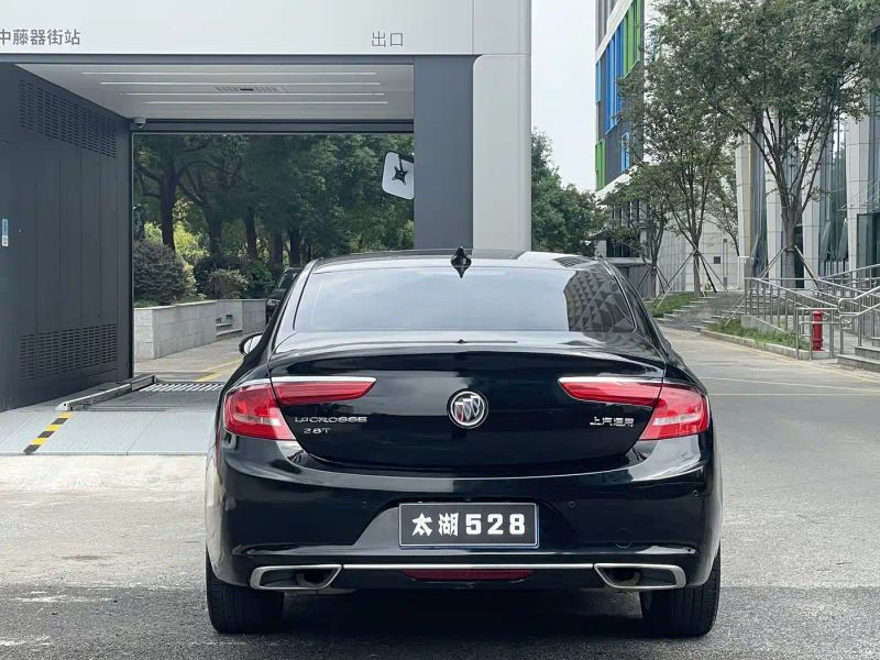 Buick LaCrosse