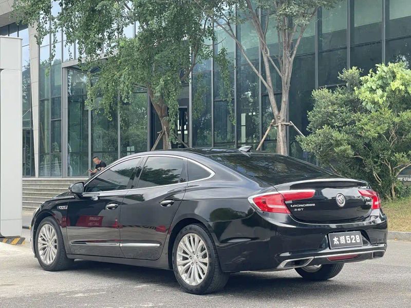 Buick LaCrosse