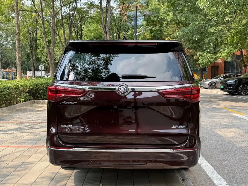 Buick Gl8