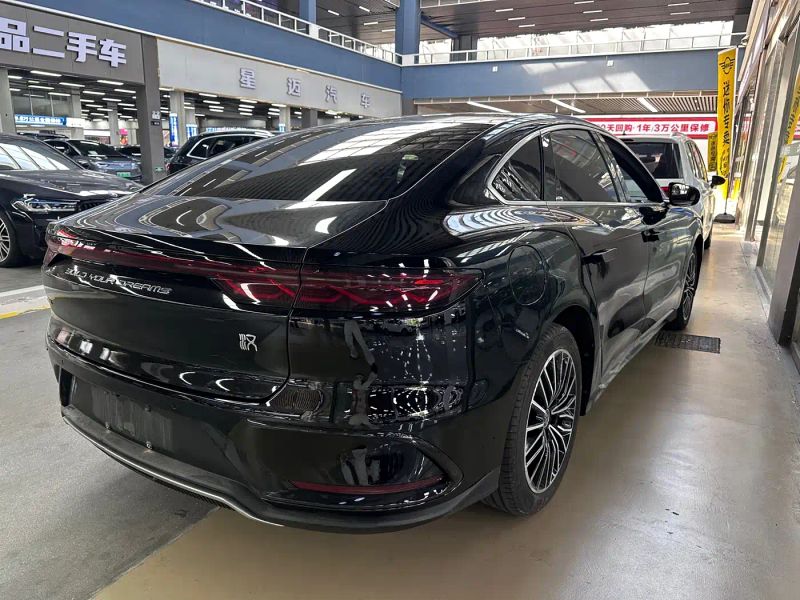 Byd Han