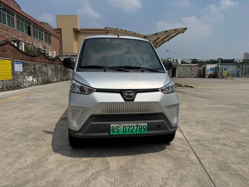 Byd V3