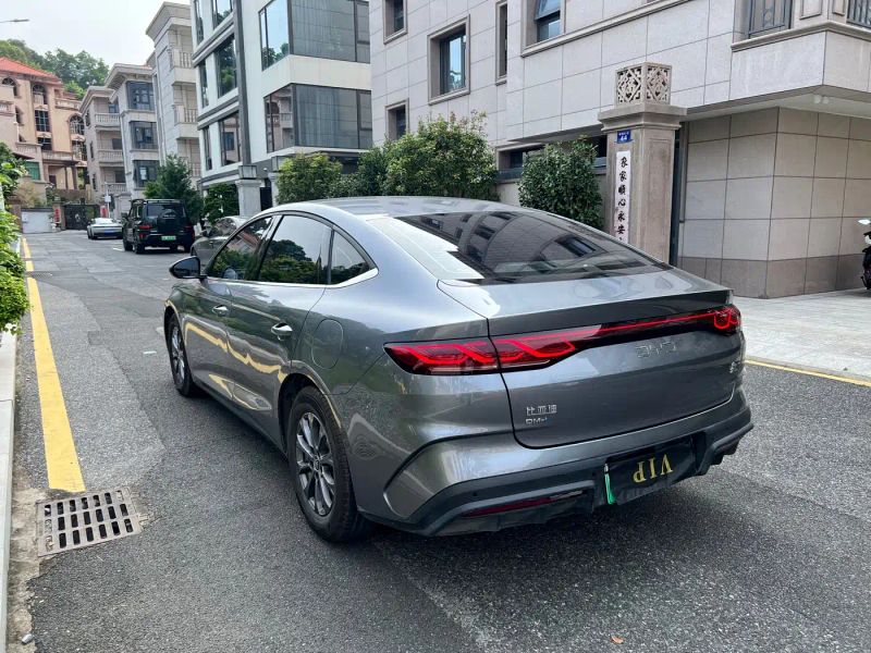 Byd Han