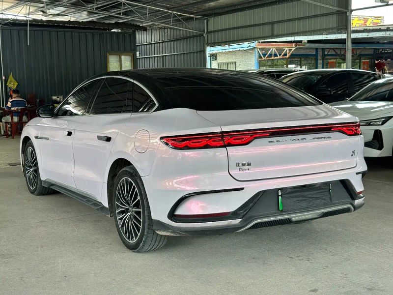 Byd Han