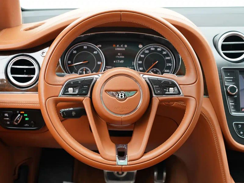 Bentley Uruz