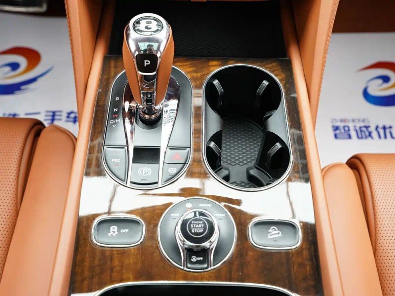 Bentley Uruz