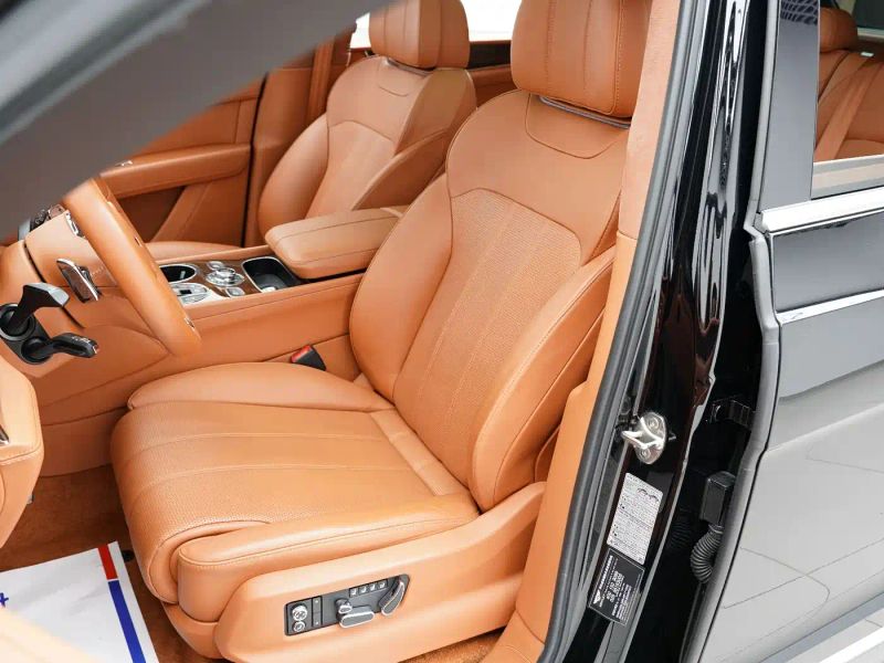 Bentley Uruz