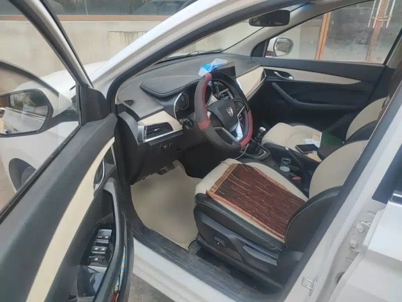 Baojun 360