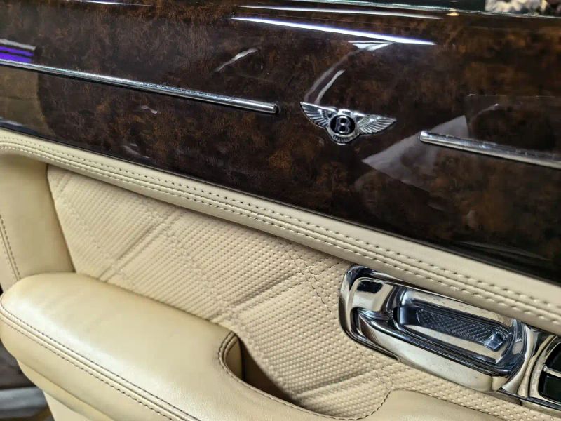 Bentley Elegant