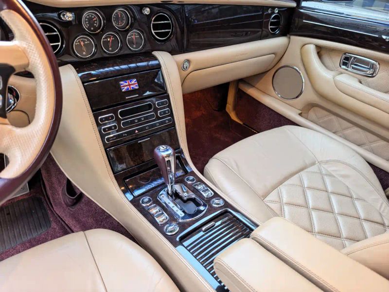Bentley Elegant