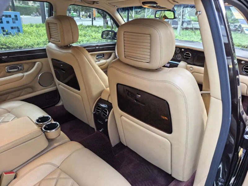 Bentley Elegant