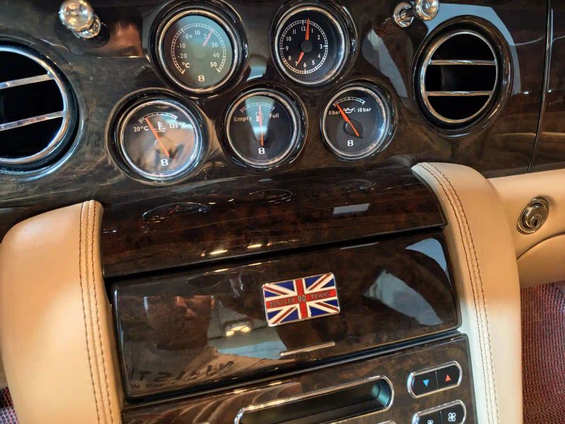 Bentley Elegant