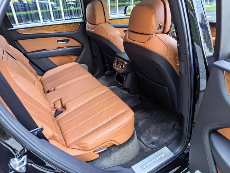 Bentley Uruz