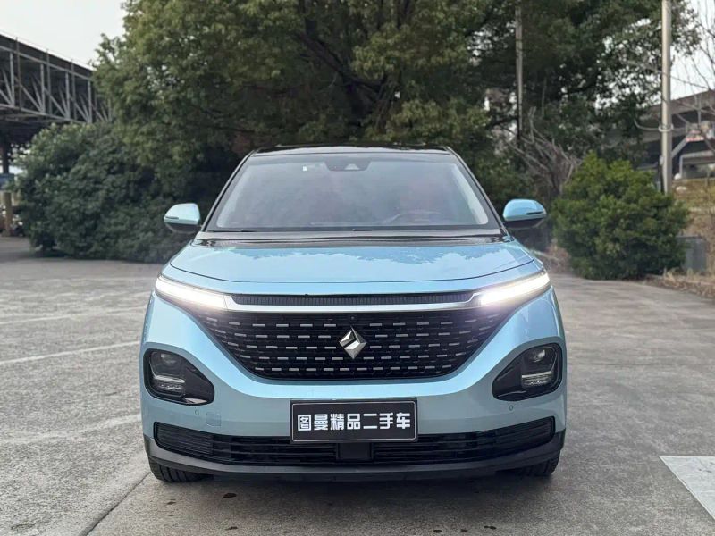 Baojun Rm5