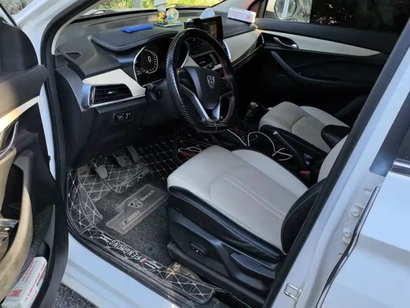 Baojun 360