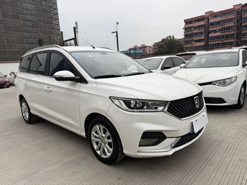Baojun 360