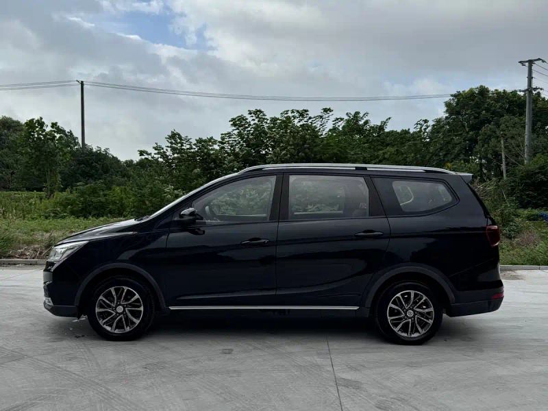 Baojun 730