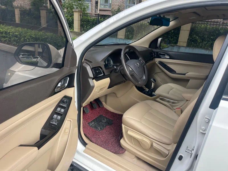 Baojun Mpv