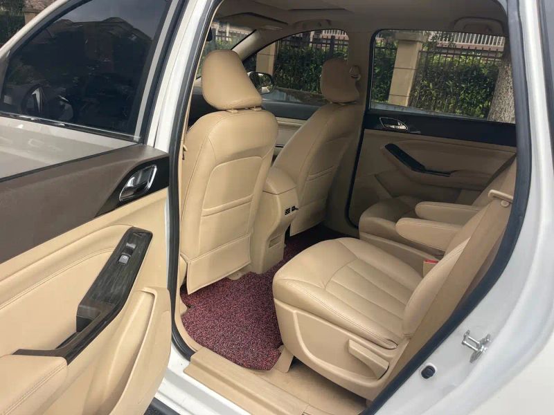 Baojun Mpv
