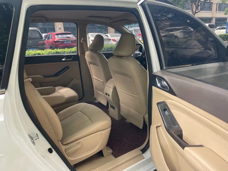 Baojun Mpv