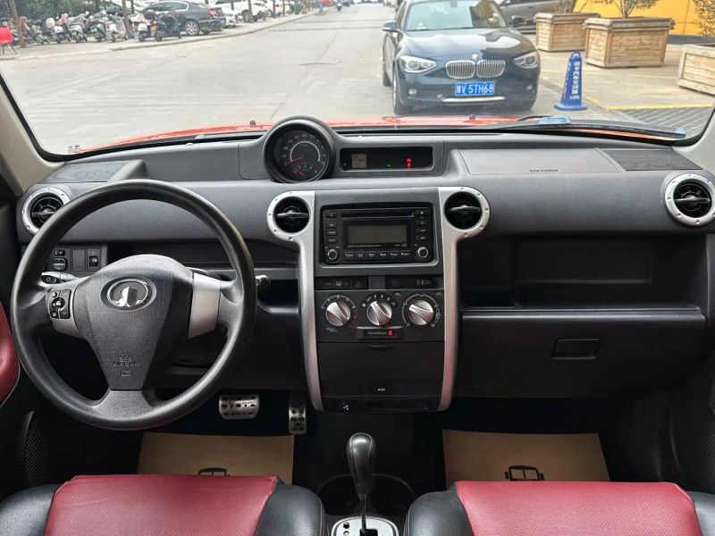 Fengjun M2