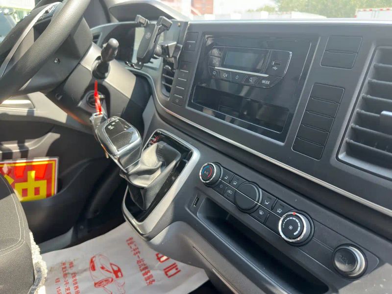 Saic-maxus V80