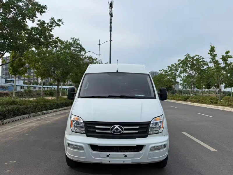 Saic-maxus V80