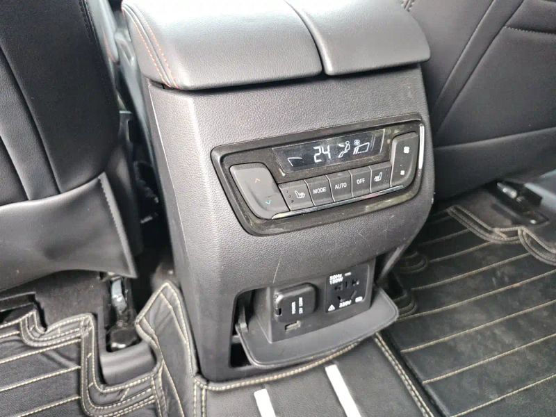 Saic-maxus D90