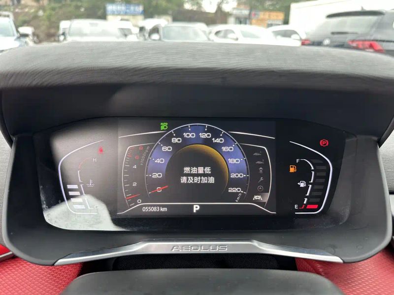 Yixuan Yixuan