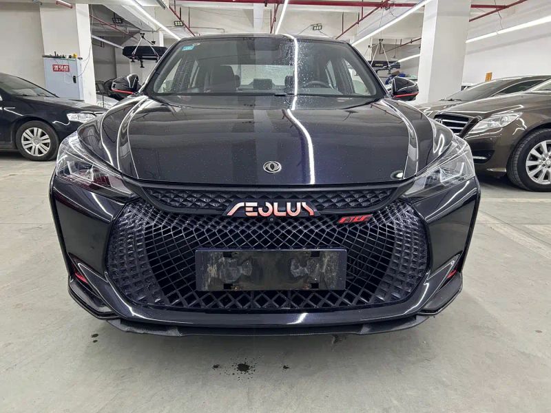 Yixuan Yixuan