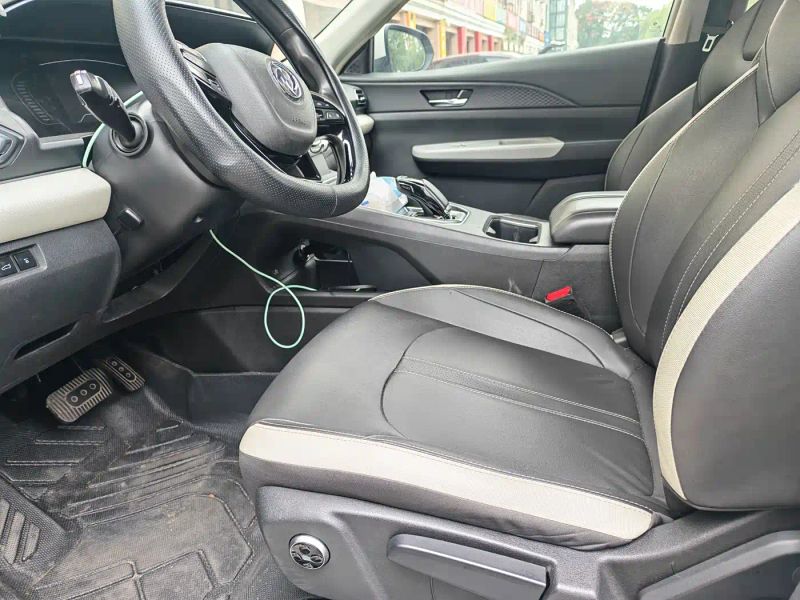 Yixuan E70
