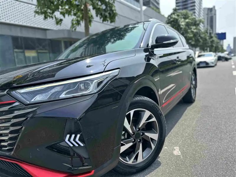 Yixuan Ax7