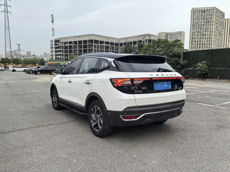 Yixuan Ax7