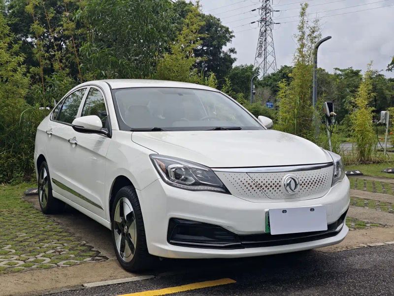 Yixuan E70