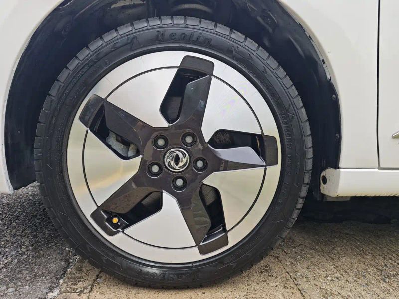 Yixuan E70