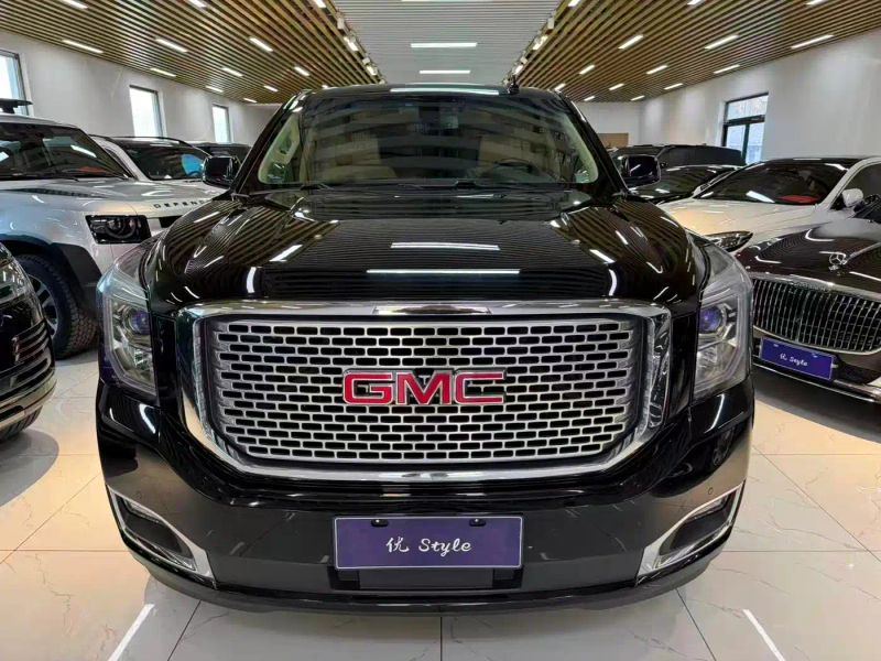 Hummer Yukon