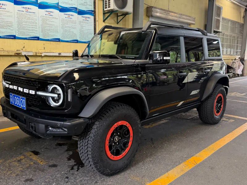 Explorer Bronco