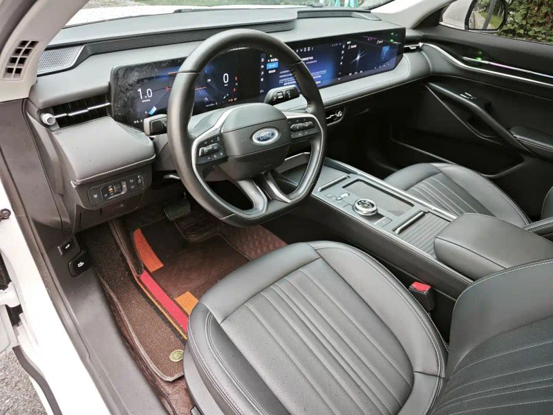 Explorer Mondeo