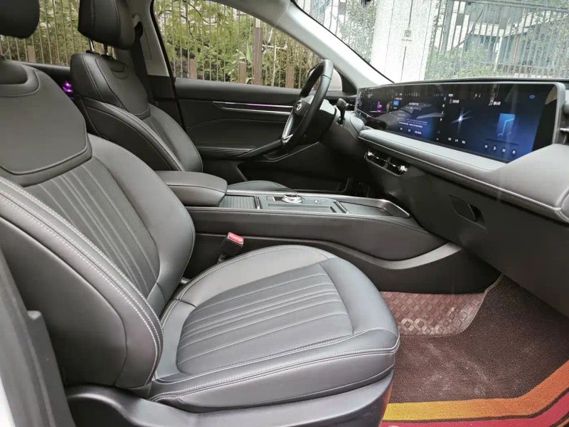 Explorer Mondeo