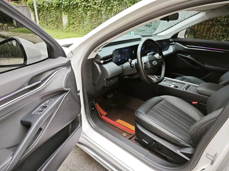 Explorer Mondeo