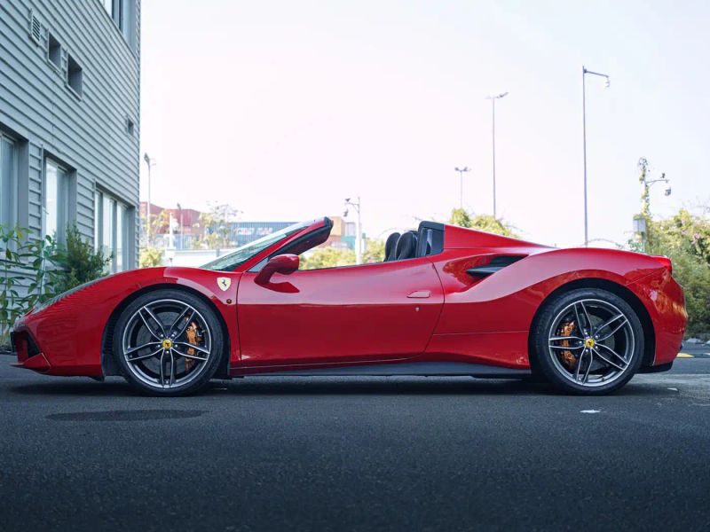 Ferrari 488