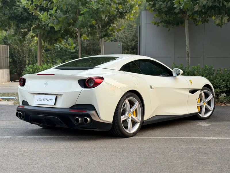 Ferrari Coupe