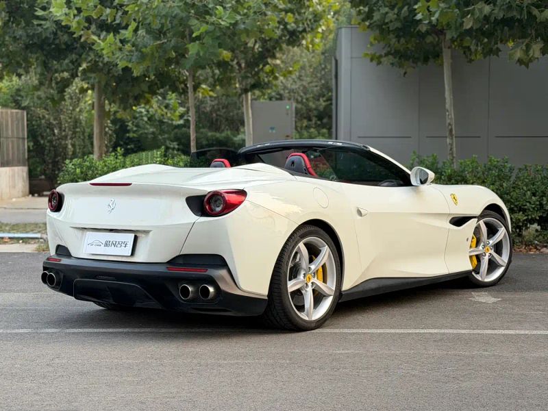 Ferrari Coupe