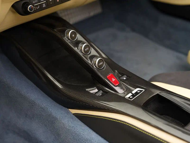 Ferrari Ferrari_812