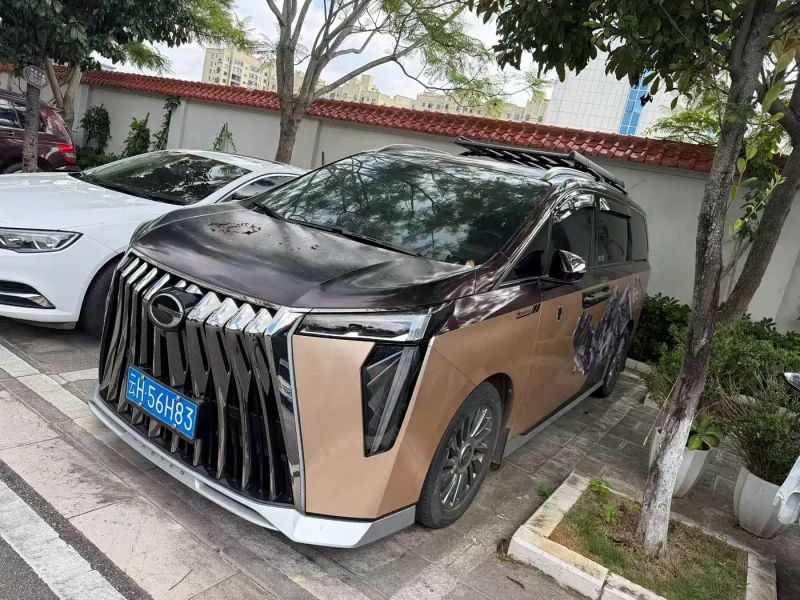 Chuanqi M8