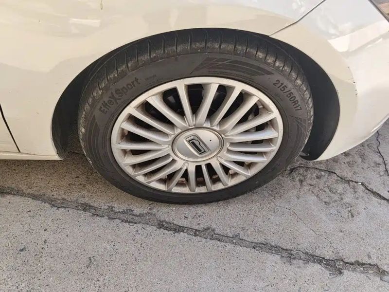 Qoros 3