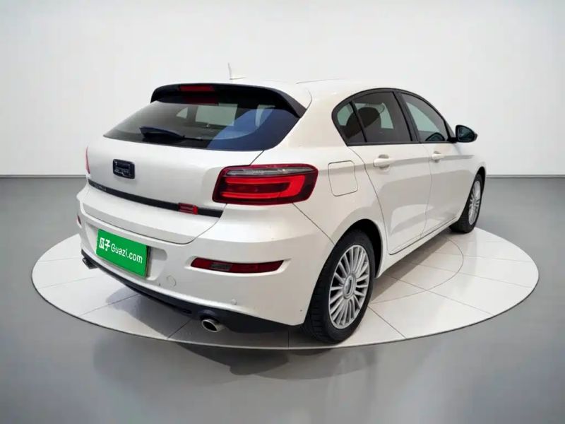 Qoros 3