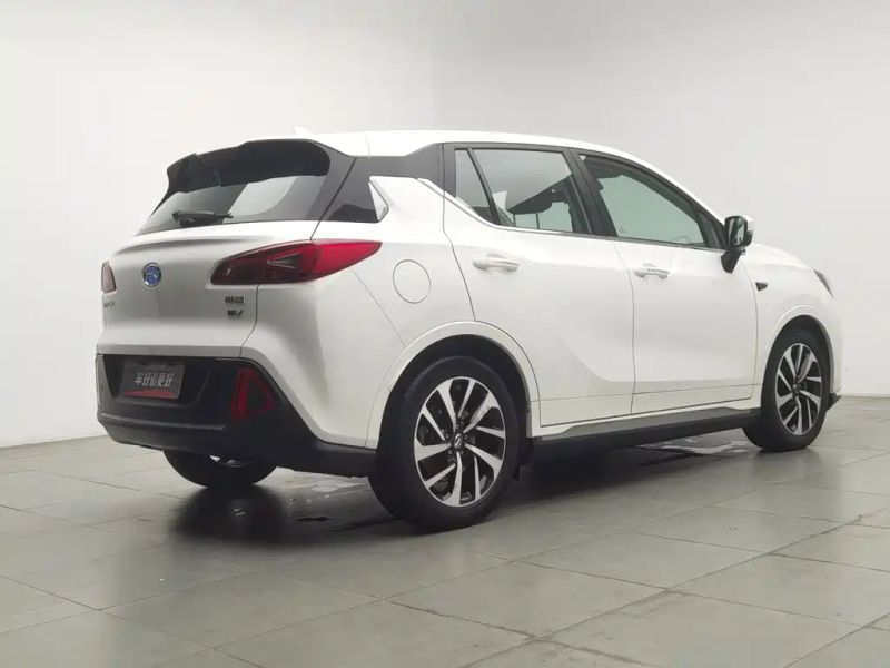 Yile Zhi-ev