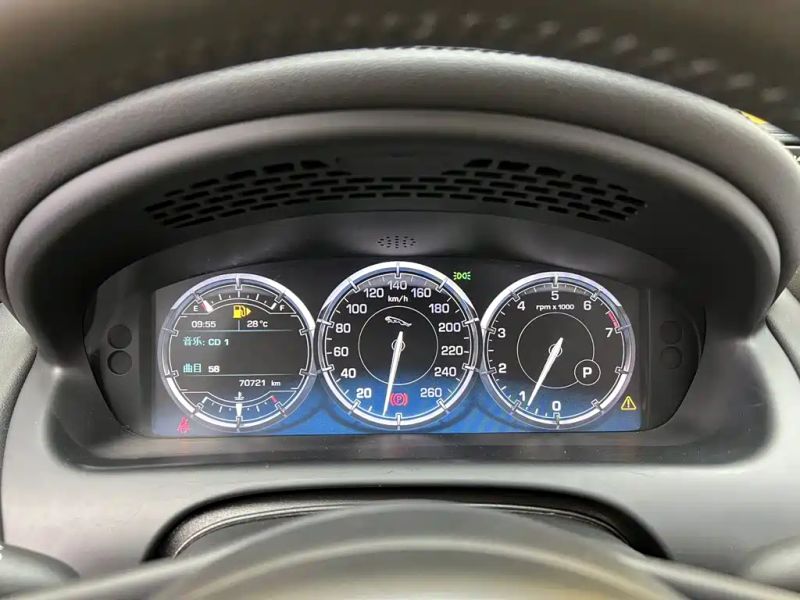 Jaguar XJ