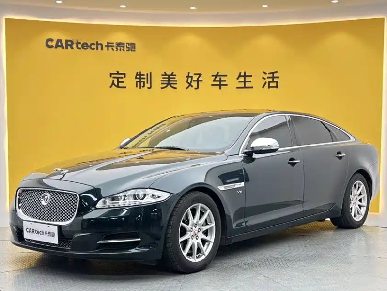 Jaguar XJ